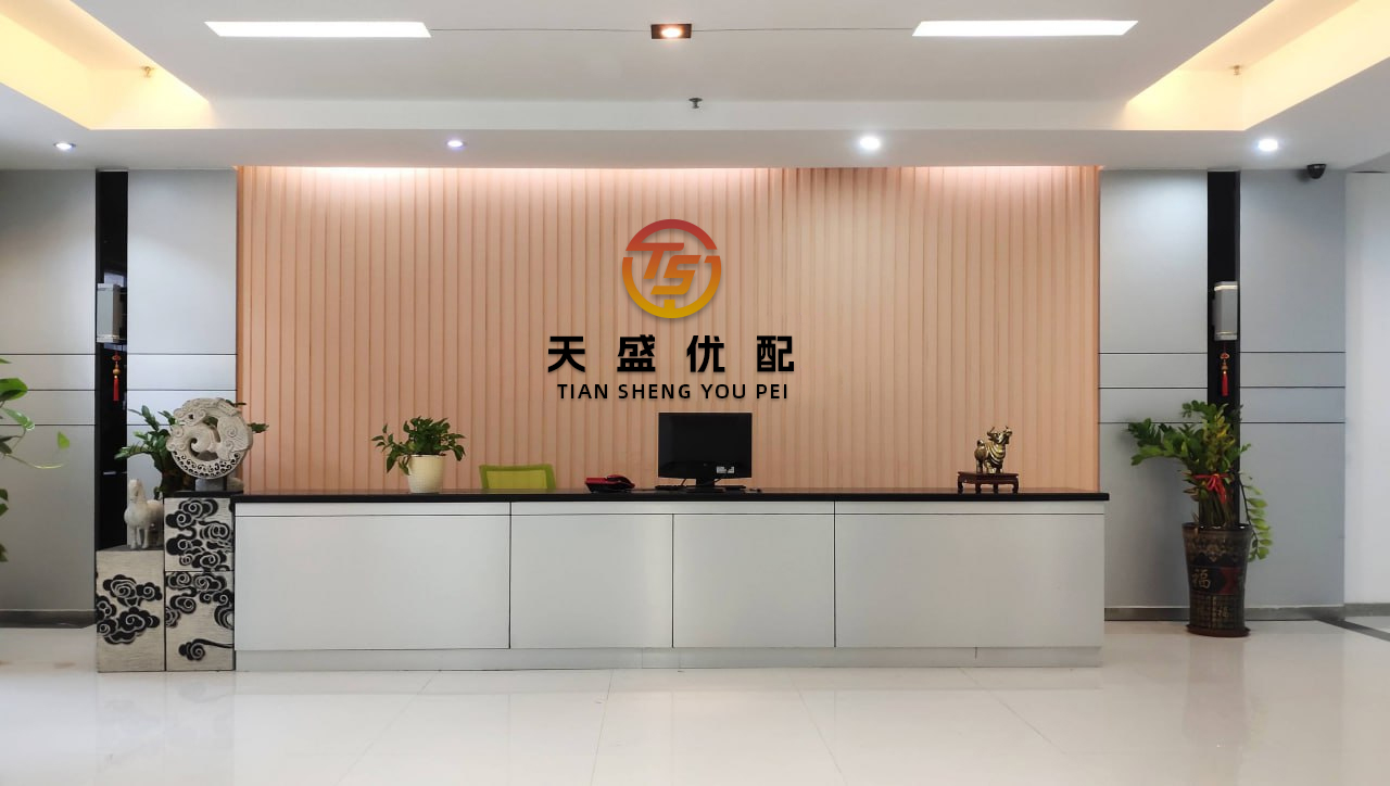 天天盈配资 缠中修行：倍阴长上影 缩量真阳k线组合的市场含义：这种倍阴长上影倒是常见的，但是倍量长上影次日，低开高走收出缩量阳线，并且是真阳线，是不常见的，而且这样的k线组合出现之后，横盘震荡过程中，不破缩...
